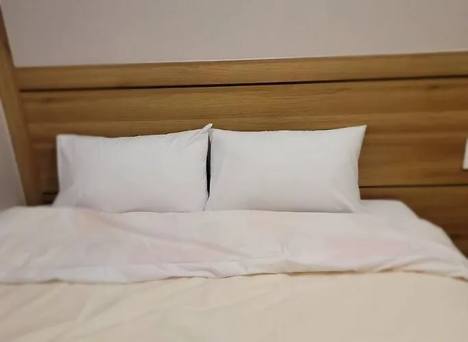 Casa de hóspedes J Honor House Foreigner Only 4*