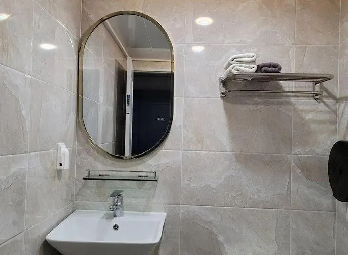 Casa de hóspedes J Honor House Foreigner Only 4*